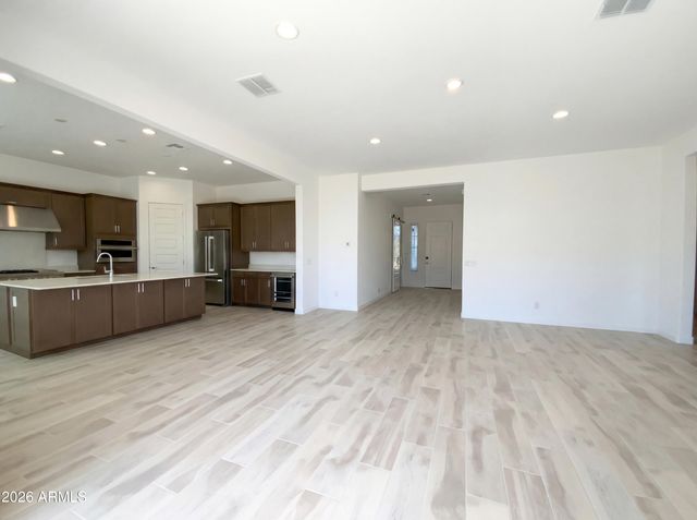 3315 E CRAFTSMAN Lane, San Tan Valley, AZ 85140