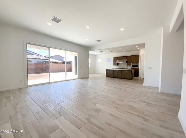 3315 E CRAFTSMAN Lane, San Tan Valley, AZ 85140