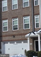 12298 SANDSTONE ST, Waldorf, MD 20601