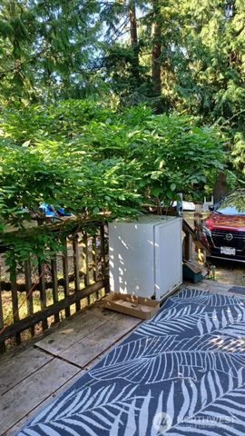 7408 Holiday Boulevard, Anacortes, WA 98221