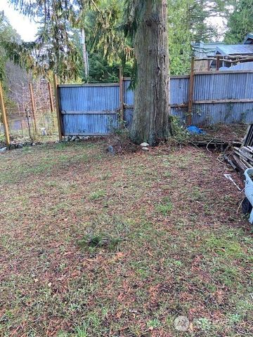 7408 Holiday Boulevard, Anacortes, WA 98221
