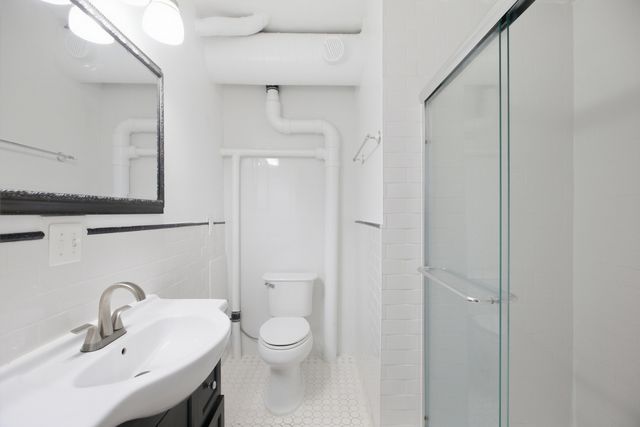 1111 W Randolph Street 2, Chicago, IL 60607