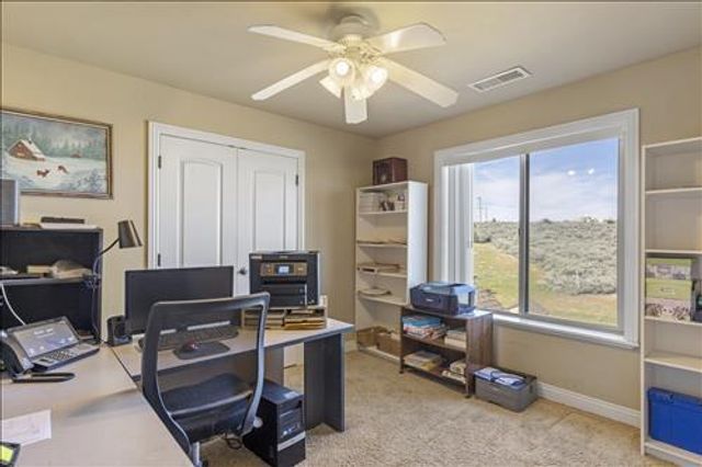 26941 Stirrup Way, Tehachapi, CA 93561
