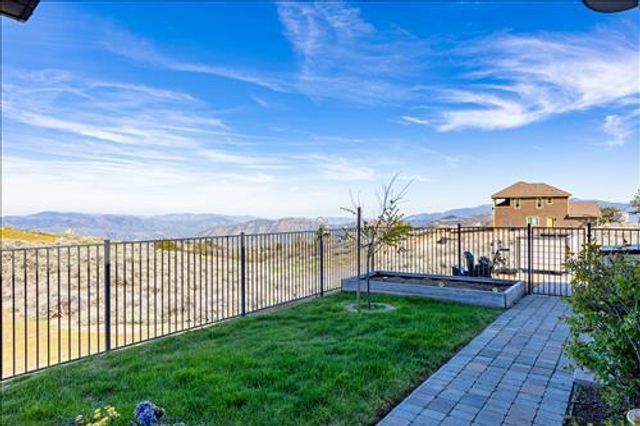26941 Stirrup Way, Tehachapi, CA 93561