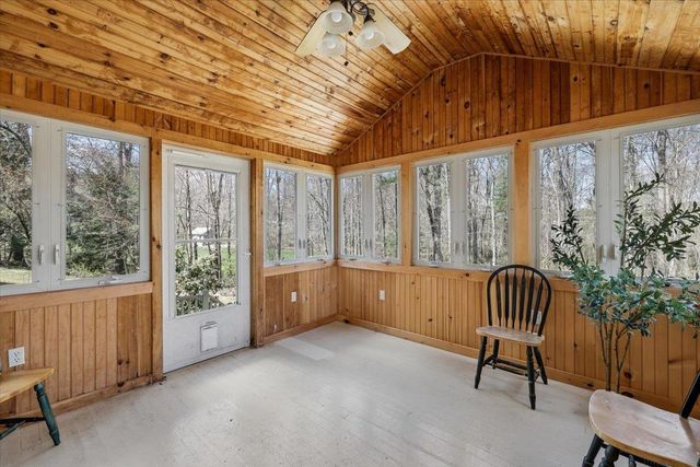 31 Boxwood Road, Bedford, NH 03110