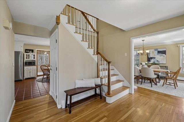 31 Boxwood Road, Bedford, NH 03110