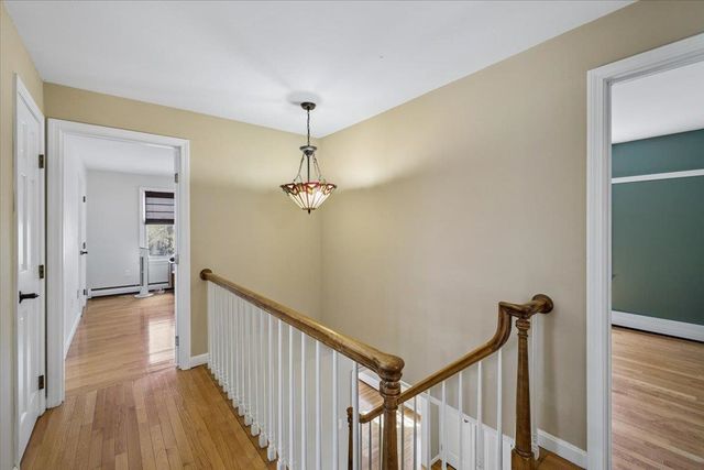 31 Boxwood Road, Bedford, NH 03110