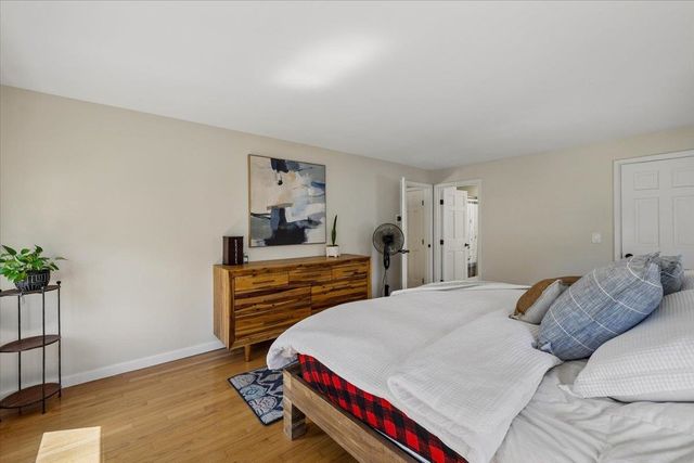 31 Boxwood Road, Bedford, NH 03110