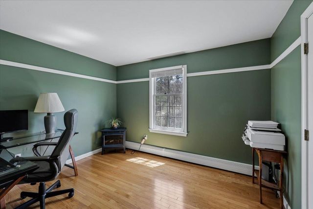 31 Boxwood Road, Bedford, NH 03110