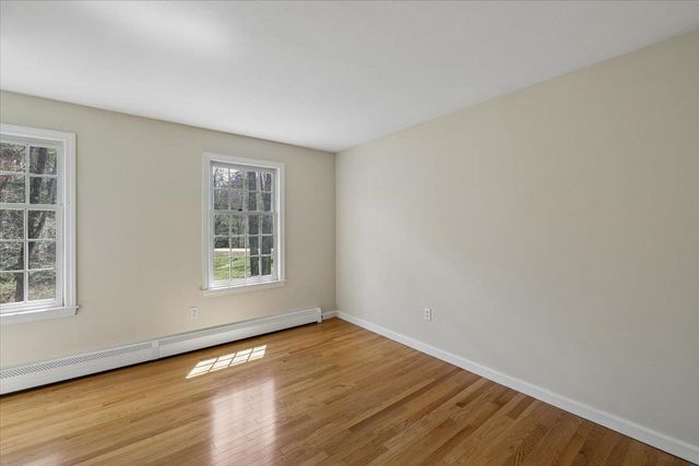 31 Boxwood Road, Bedford, NH 03110