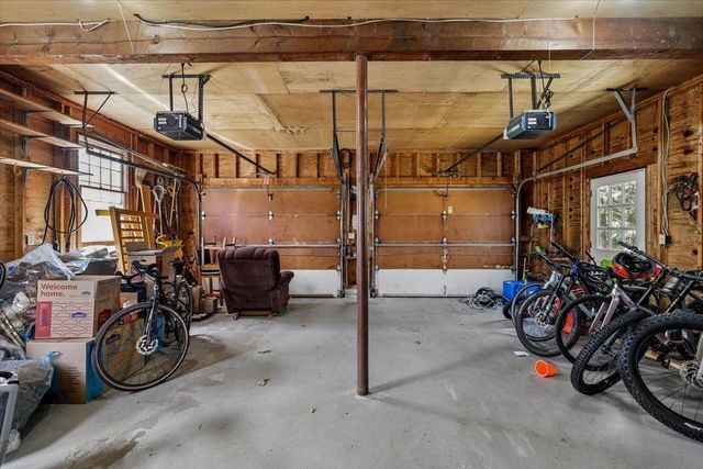 31 Boxwood Road, Bedford, NH 03110