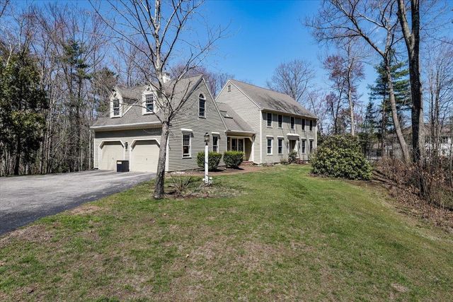 31 Boxwood Road, Bedford, NH 03110