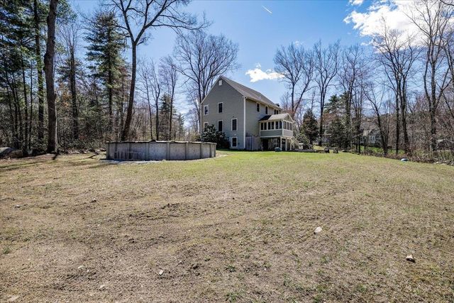 31 Boxwood Road, Bedford, NH 03110