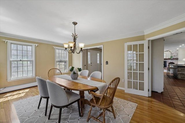 31 Boxwood Road, Bedford, NH 03110