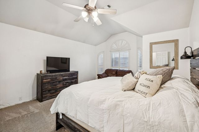 6828 Crenshaw Lane, Denton, TX 76210