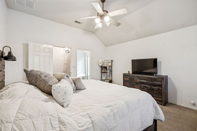 6828 Crenshaw Lane, Denton, TX 76210