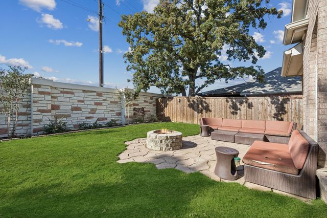 6828 Crenshaw Lane, Denton, TX 76210