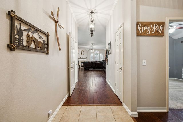 6828 Crenshaw Lane, Denton, TX 76210