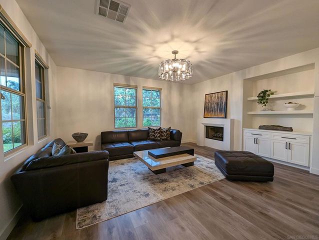 15753 Sprecklels Pl, San Diego, CA 92127