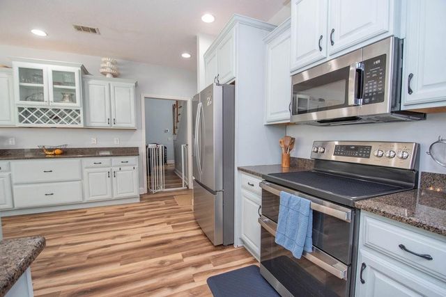 128 Windsor Court, Williamson, GA 30292