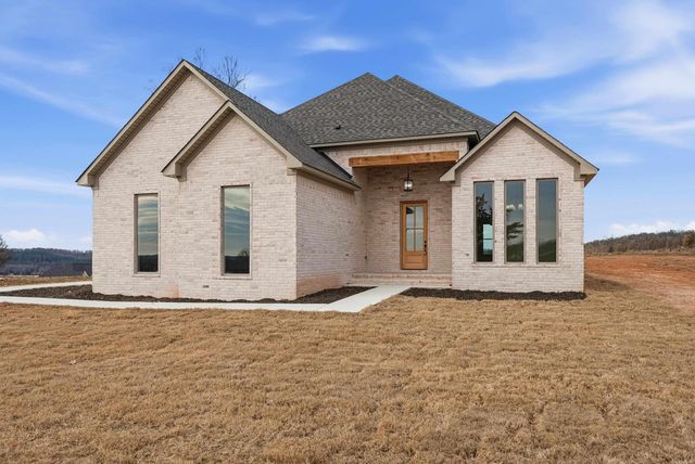 295 Castleberry Rd., Greenbrier, AR 72058