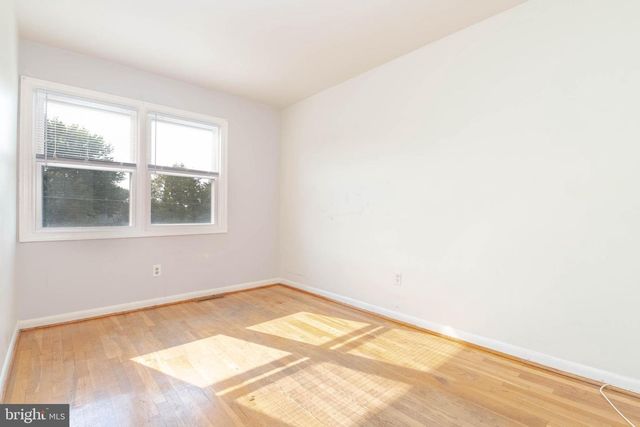 1605 LYNCH RD, Baltimore, MD 21222
