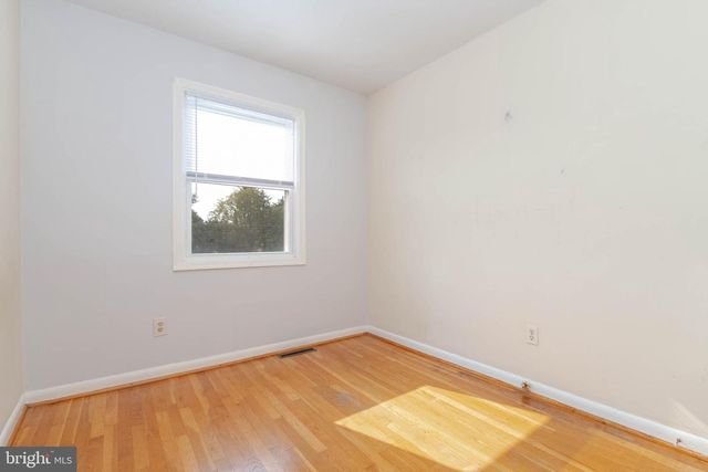 1605 LYNCH RD, Baltimore, MD 21222