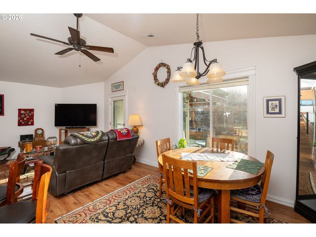 1303 Nw 29TH Ct, Battle Ground, WA 98604