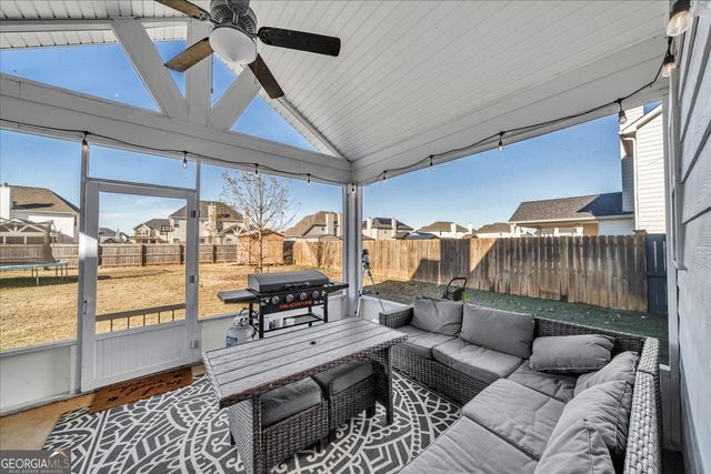 24 Willow Moss Way, Kathleen, GA 31047