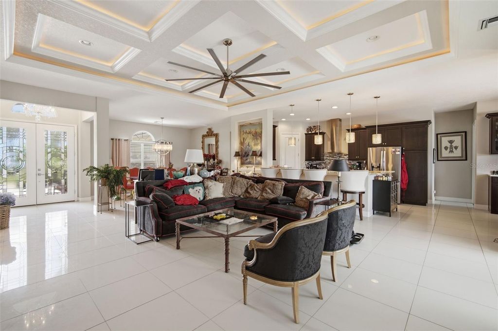 Image 14 of property listing at 621 REGATTA WAY, Bradenton, FL 34208