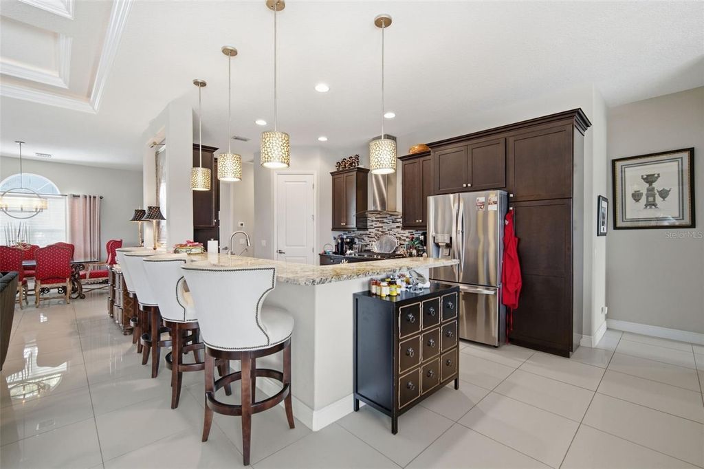 Image 18 of property listing at 621 REGATTA WAY, Bradenton, FL 34208