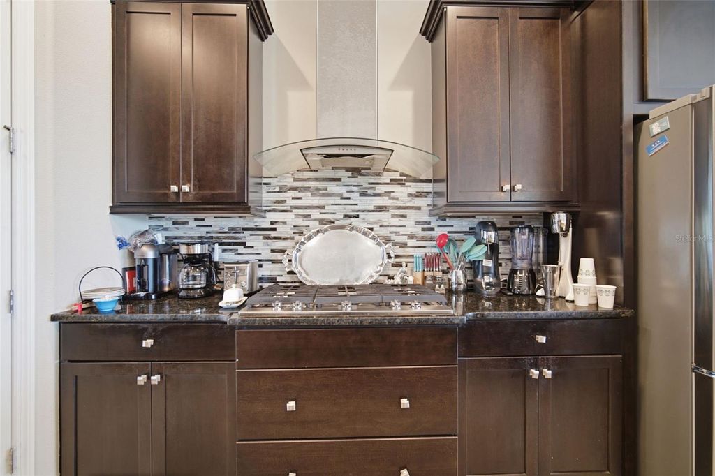 Image 23 of property listing at 621 REGATTA WAY, Bradenton, FL 34208