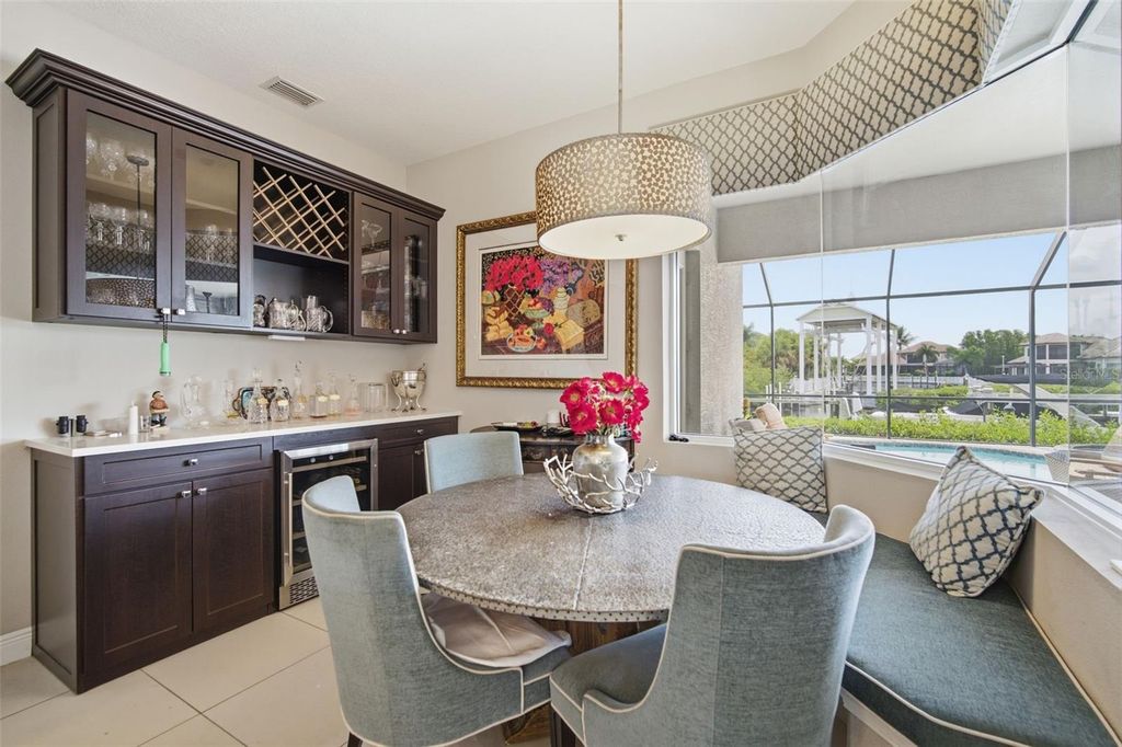 Image 24 of property listing at 621 REGATTA WAY, Bradenton, FL 34208