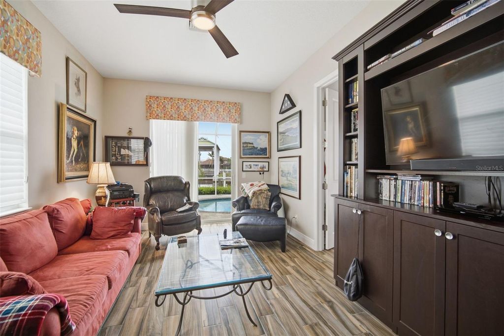 Image 35 of property listing at 621 REGATTA WAY, Bradenton, FL 34208
