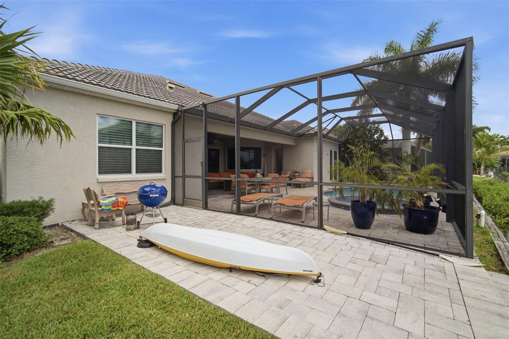 Image 53 of property listing at 621 REGATTA WAY, Bradenton, FL 34208