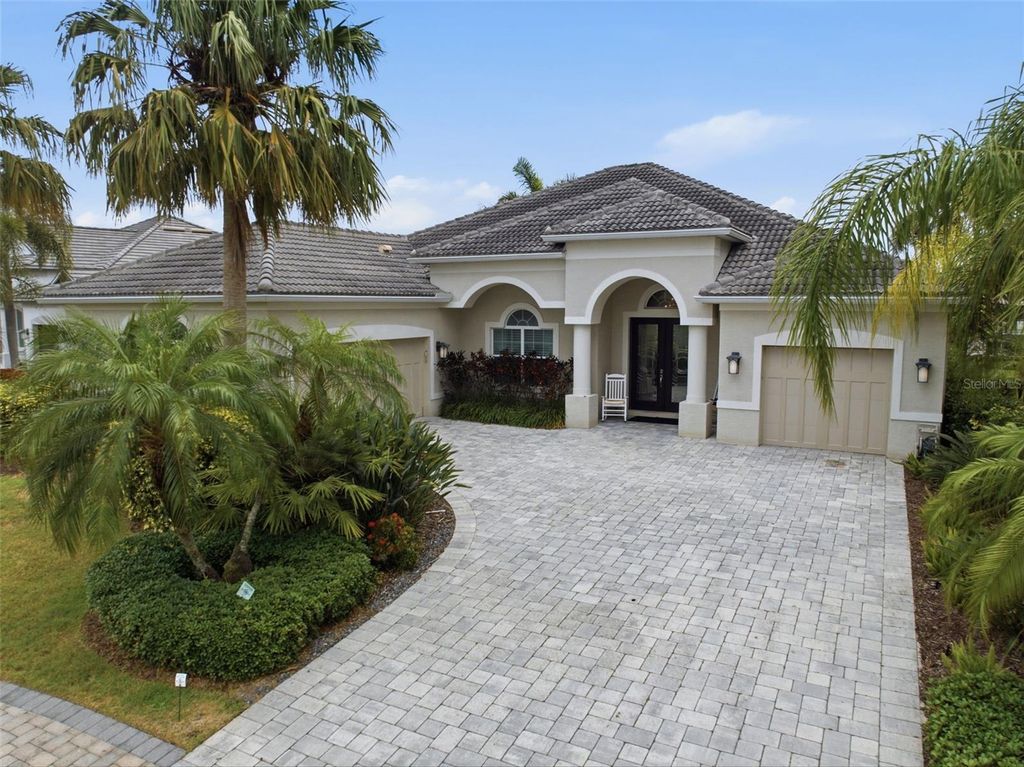 Image 68 of property listing at 621 REGATTA WAY, Bradenton, FL 34208