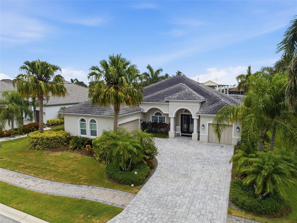 Image 69 of property listing at 621 REGATTA WAY, Bradenton, FL 34208