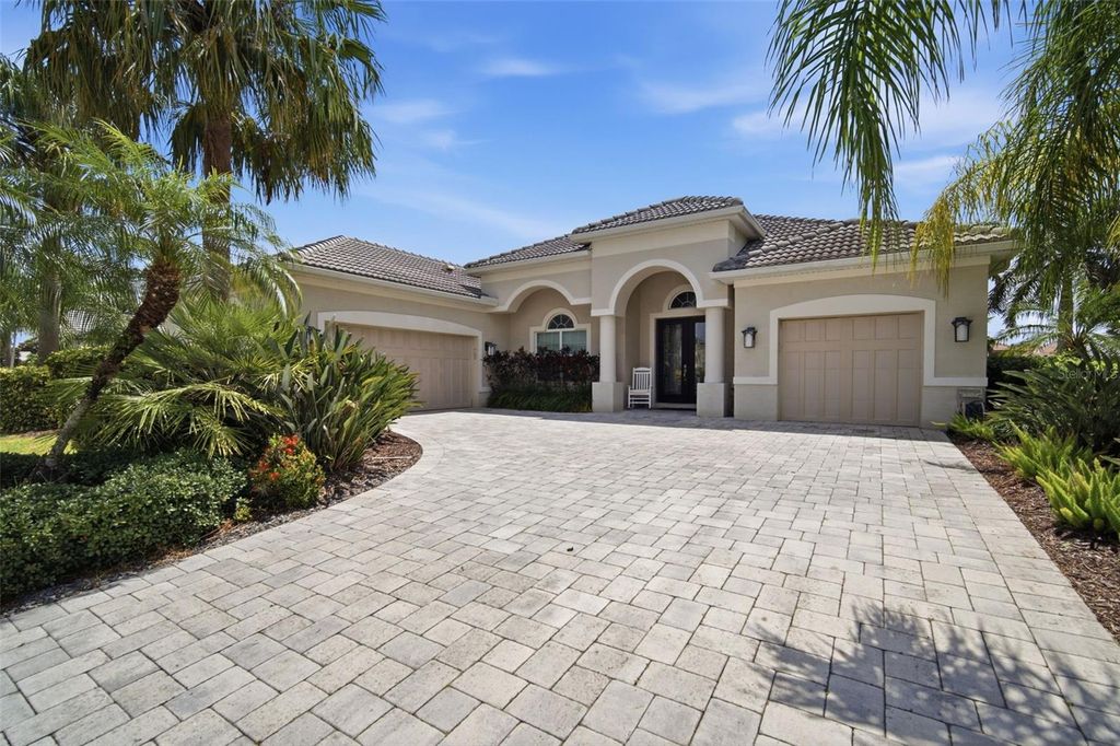 Image 74 of property listing at 621 REGATTA WAY, Bradenton, FL 34208
