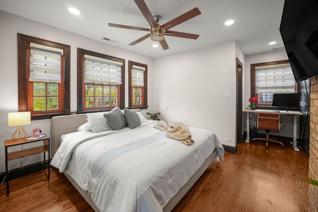 10022 S Seeley Avenue, Chicago, IL 60643