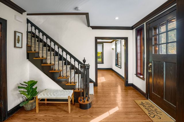 10022 S Seeley Avenue, Chicago, IL 60643