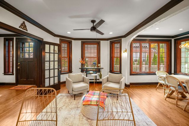 10022 S Seeley Avenue, Chicago, IL 60643