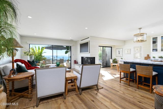 818 Caliente Lane, Ventura, CA 93001