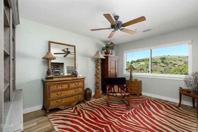 818 Caliente Lane, Ventura, CA 93001