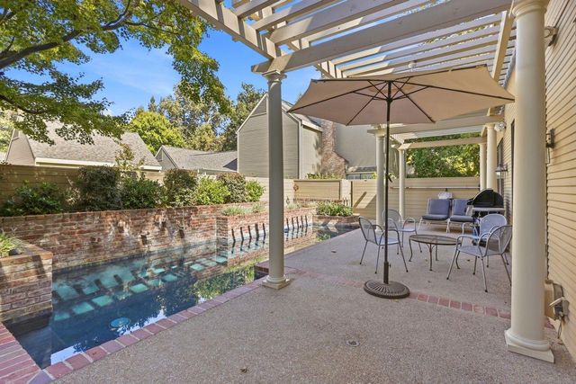 440 Wyndgate Rd, Sacramento, CA 95864