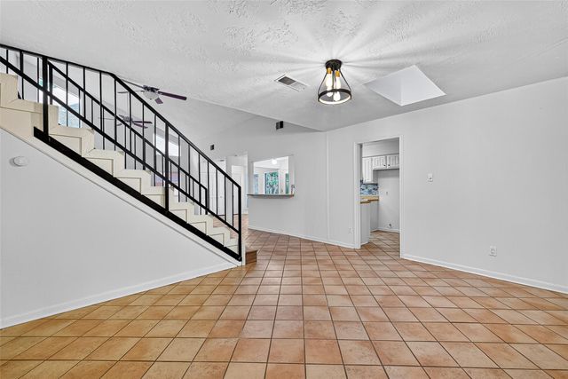 812 Fleetwood Place Drive, Houston, TX 77079