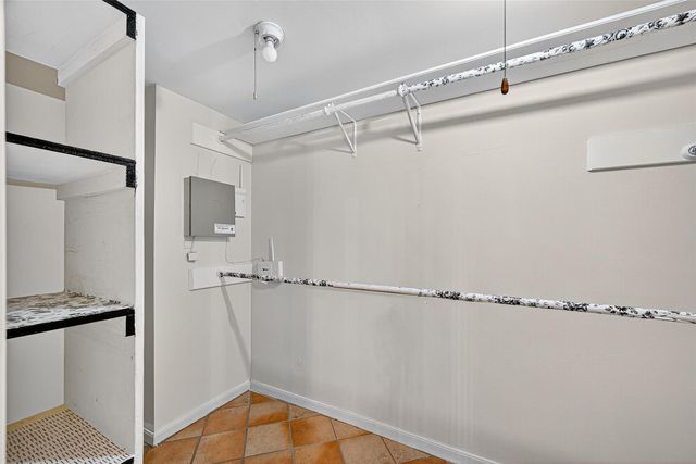 812 Fleetwood Place Drive, Houston, TX 77079