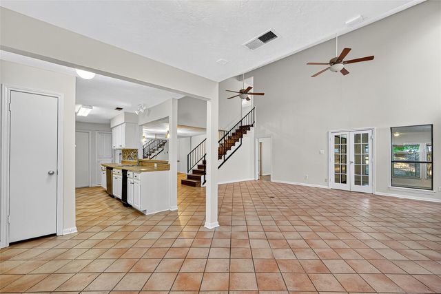 812 Fleetwood Place Drive, Houston, TX 77079