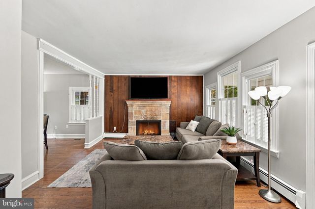 304 LAUREL AVE, Pitman, NJ 08071