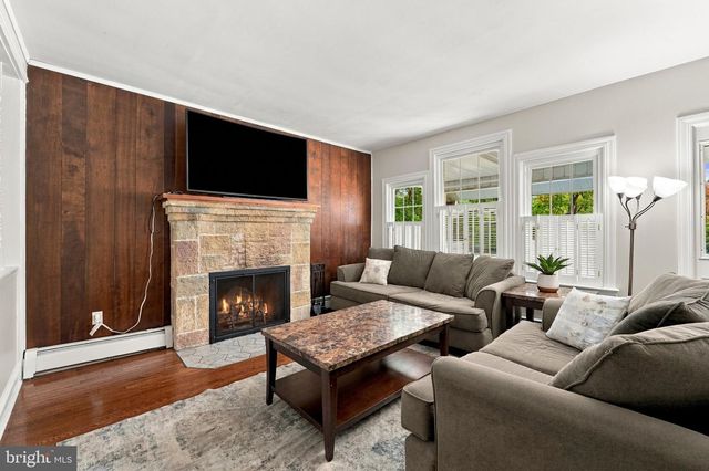 304 LAUREL AVE, Pitman, NJ 08071