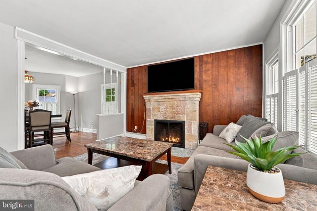 304 LAUREL AVE, Pitman, NJ 08071